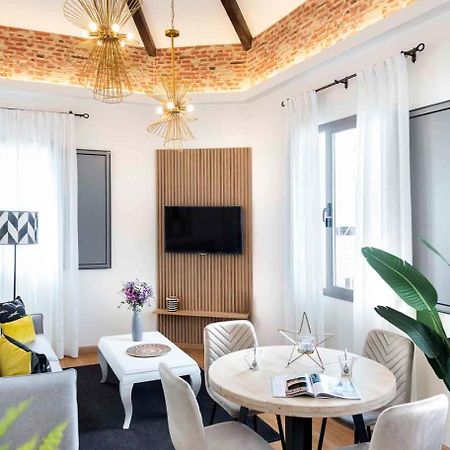 Apartamento Familiar Nuevo De Diseno En La Mejor Zona De Triana, Parking Included Sevilla Exteriör bild